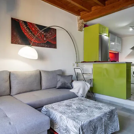 1 Bedroom Lovely In